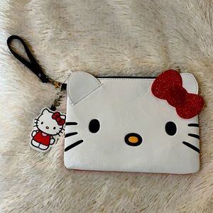 Hello Kitty Wristlet / Clutch